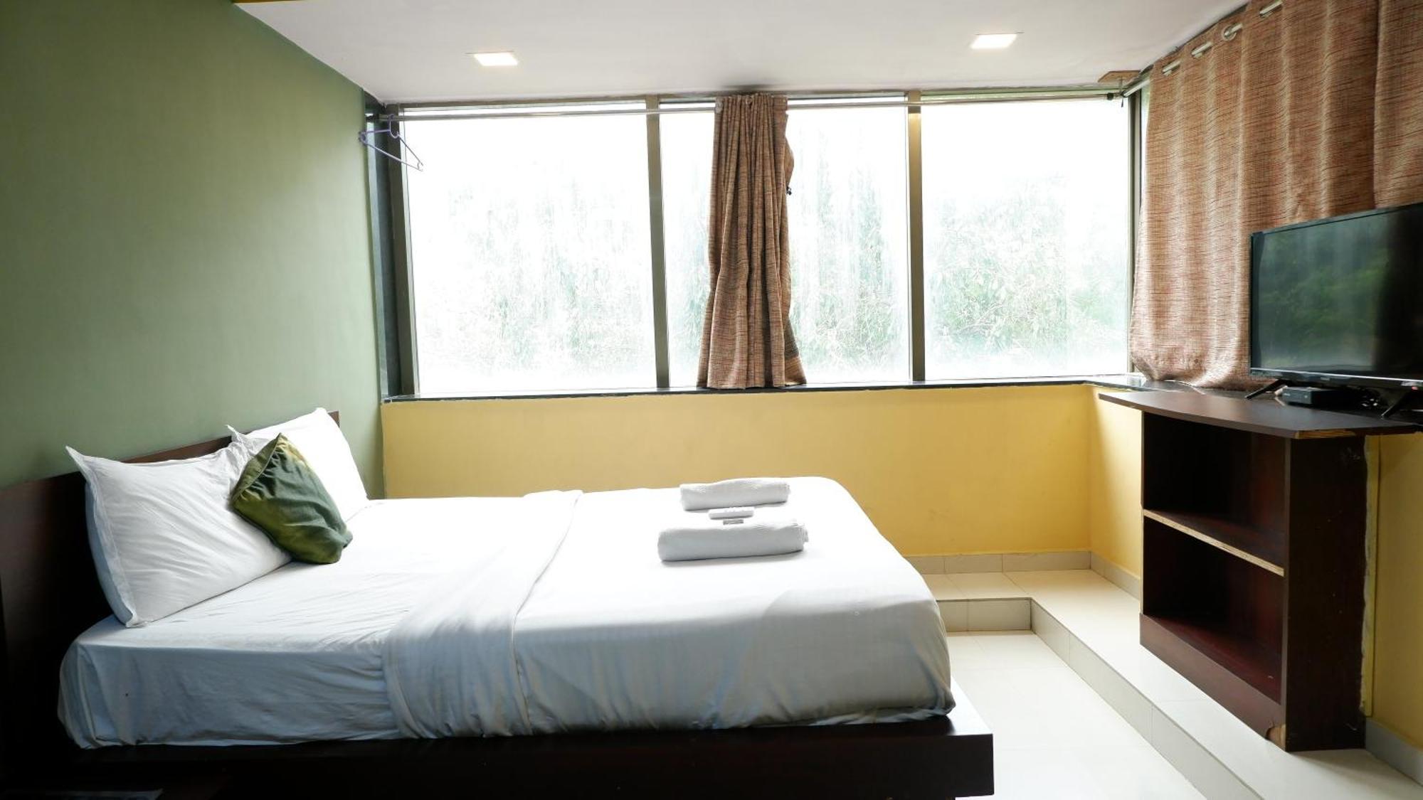 Hotel Artusinn Midc Andheri East Bombaim Exterior foto