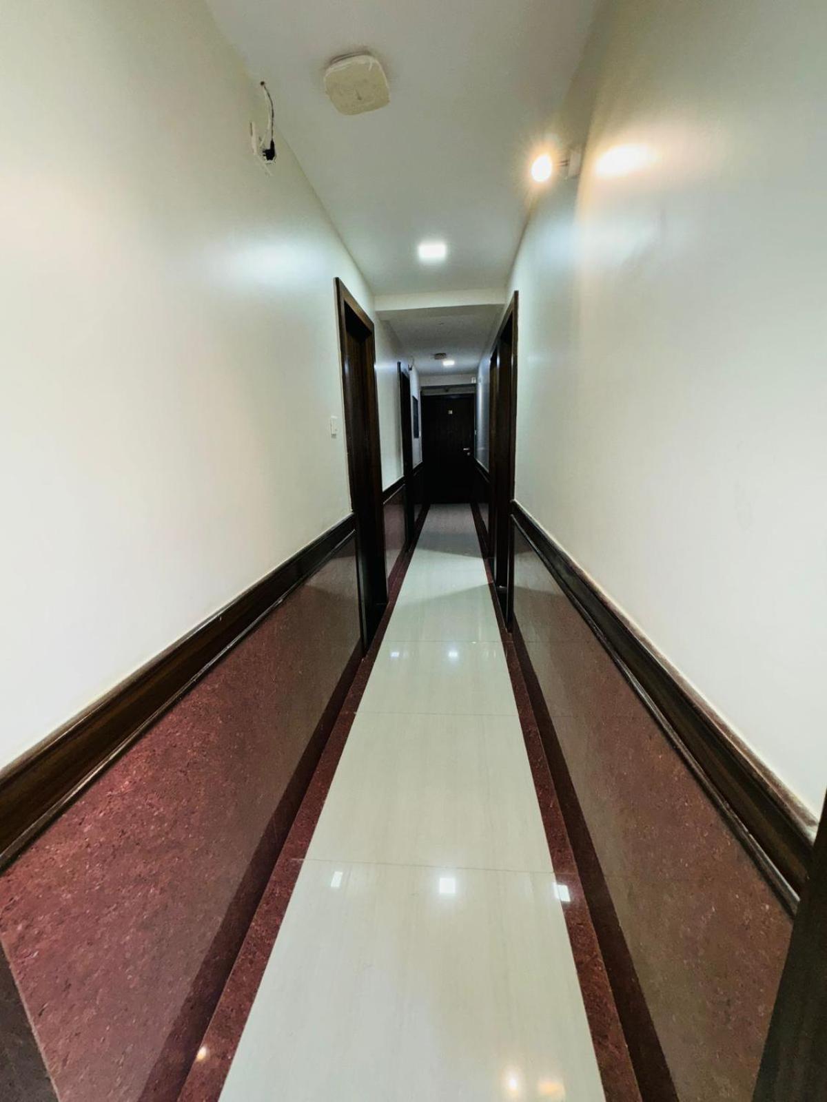 Hotel Artusinn Midc Andheri East Bombaim Exterior foto